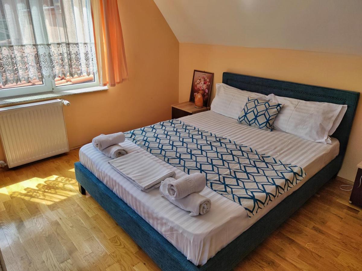 Casa Adam Pensiune
