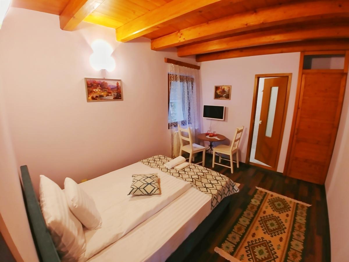 Casa Adam